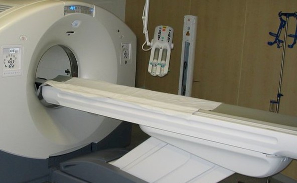 Positronen-Emissions-Tomografie (PET) - MTA-R.de